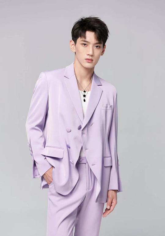 韩竞德 Jingde Han