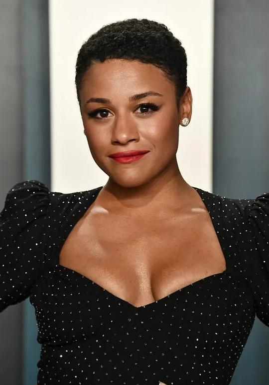 阿丽亚娜·德博斯 Ariana DeBose