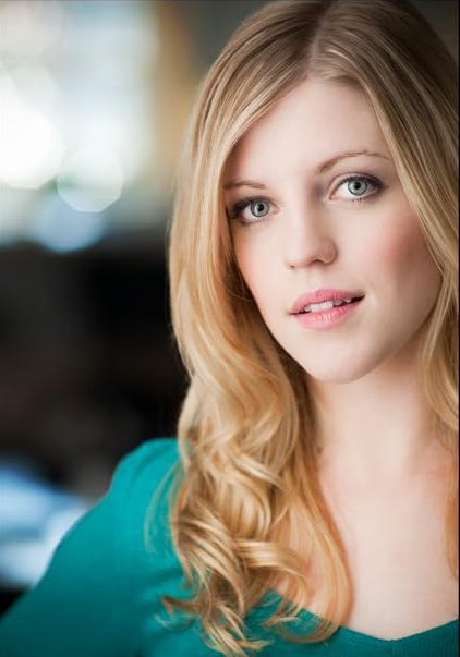 斯蒂芬妮·莫罗兹 Stephanie Moroz