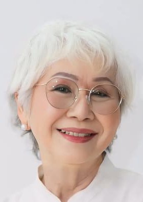 乌萨·萨梅坎姆 Usha Seamkhum