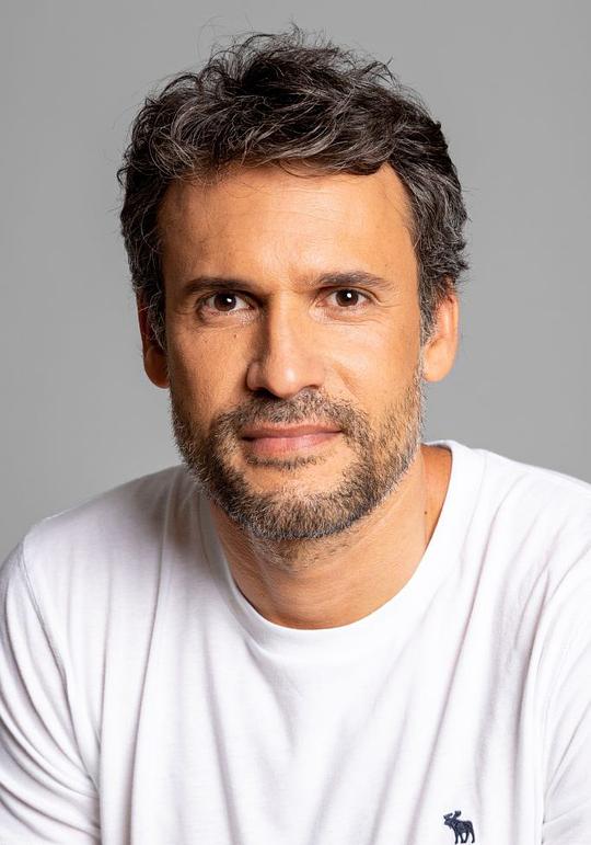 雅迪尔·费尔南德斯 Yadier Fernández