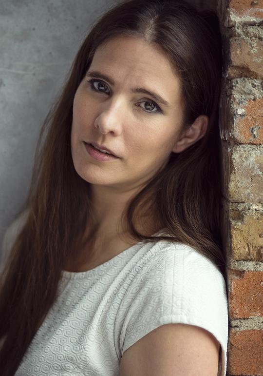 莎娜·托夫特 Shanna Toft