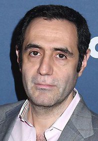 卡伦·卡拉古利安 Karren Karagulian