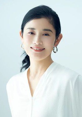 石田光 Hikari Ishida