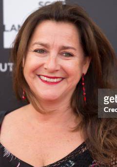 波莉·斯蒂尔 Polly Steele