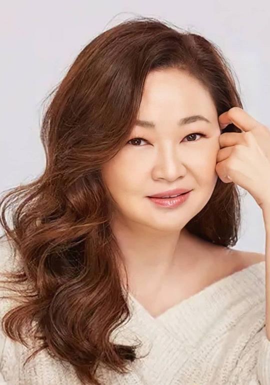 珍妮弗·基姆 Jennifer Kim