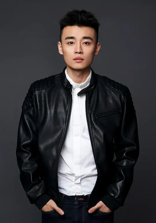 邵伟桐 Weitong Shao