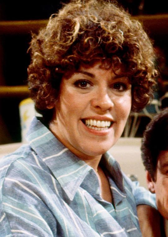 伊冯娜·怀尔德 Yvonne Wilder