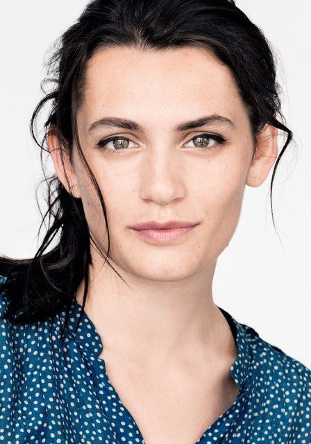 艾拉·朗夫 Ella Rumpf