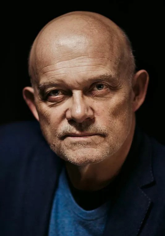 亚当·费仁希 Adam Ferency