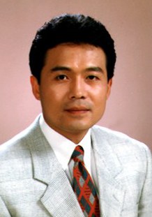 千虎珍 Ho-jin Jeon