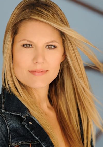 曼迪·科瓦尔斯基 Mandy Kowalski