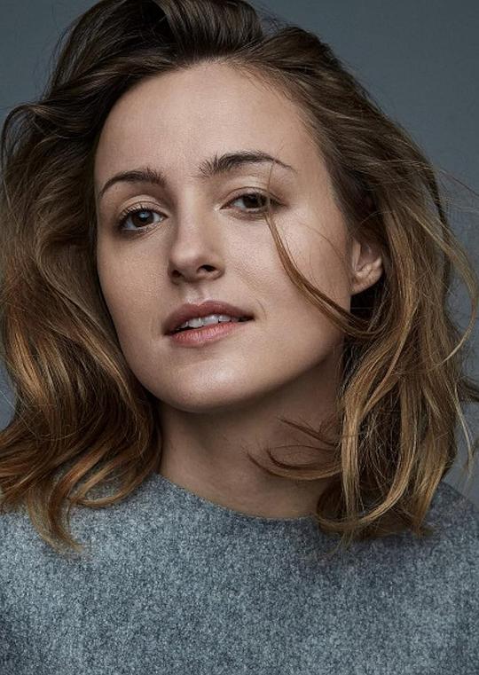 雷娜特·赖因斯夫 Renate Reinsve