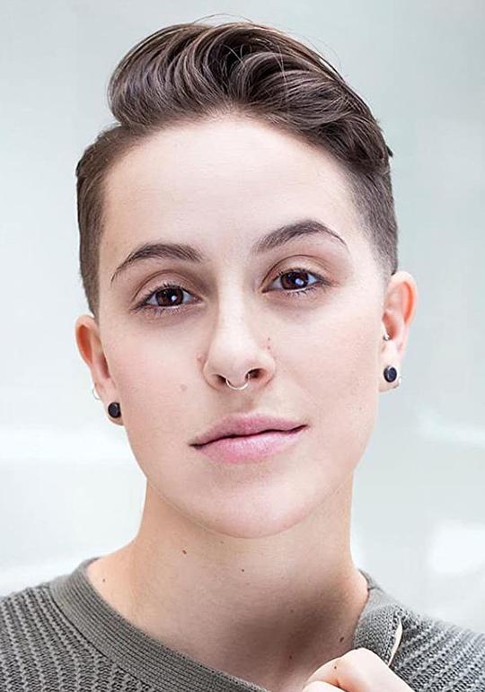 艾瑞斯·梅纳斯 Iris Menas