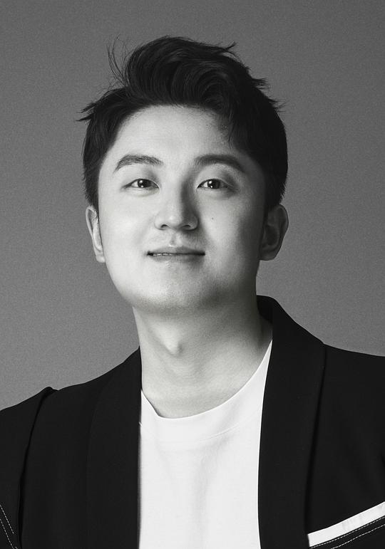 李殿尊 Dianzun Li