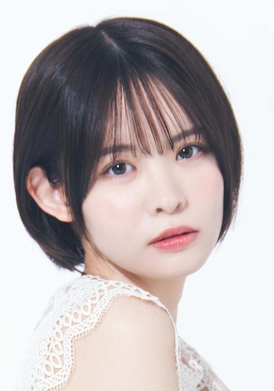 山本栞 Shiori Yamamoto