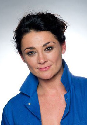 娜塔莉·J·罗伯 Natalie J. Robb