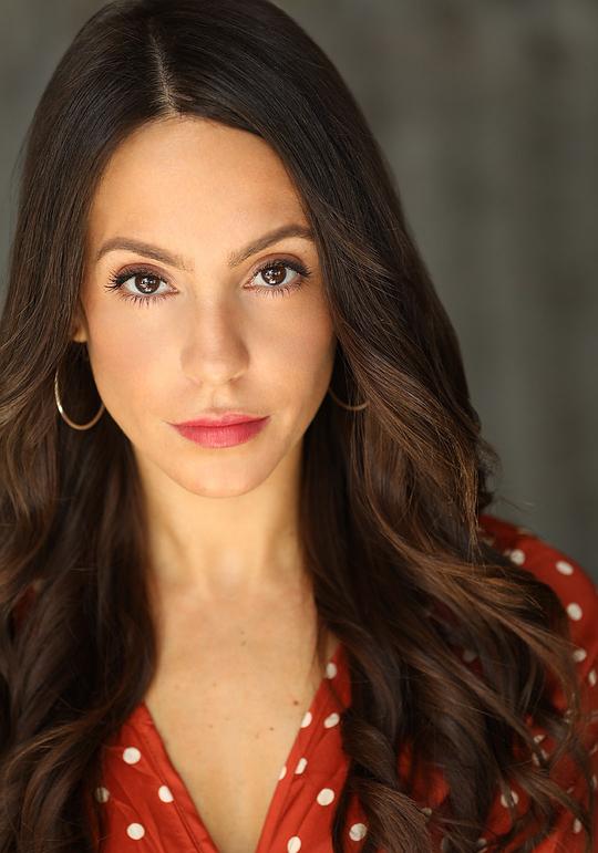 卡桑德拉·埃斯坎德尔 Kassandra Escandell