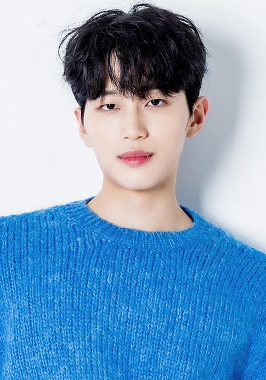 河钟宇 Ha Jong Woo