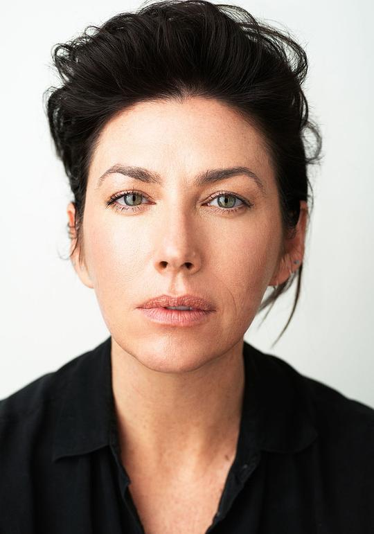 艾莉·麦卡洛克 Allie McCulloch