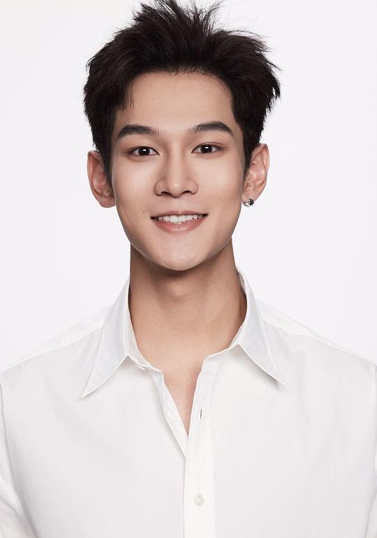 刘星辰 Xingchen Liu