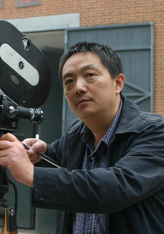 易晓钟 Xiaozhong Yi