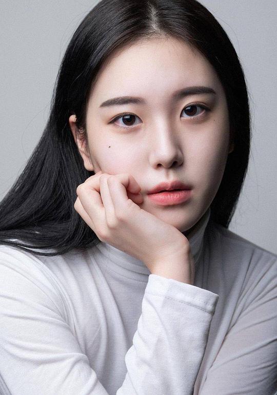 姜姝延 Kang Seo-yeon