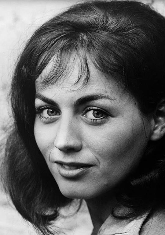 安德里娅·尤纳森 Andrea Jonasson