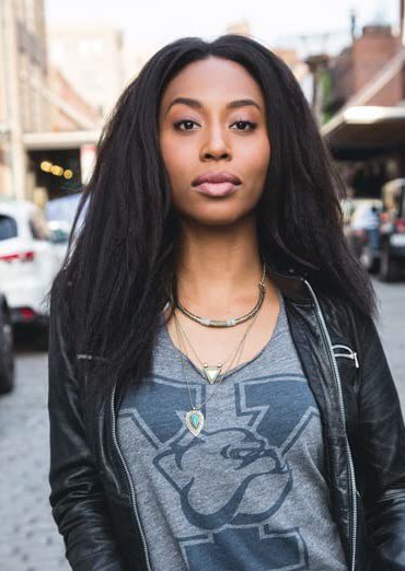 雅莎·杰克逊 Yasha Jackson