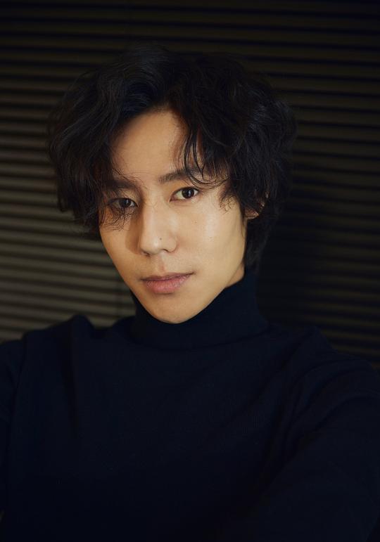 孙亦鸿 Yihong Sun