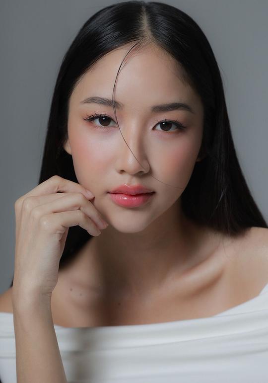 纳瓦蓬·昌苏克 Nawaporn Chansuk
