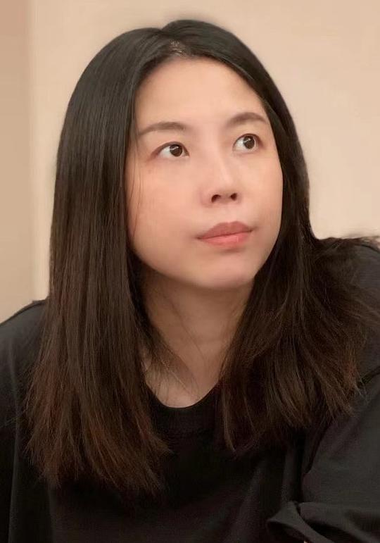 彭聆 Ling Peng