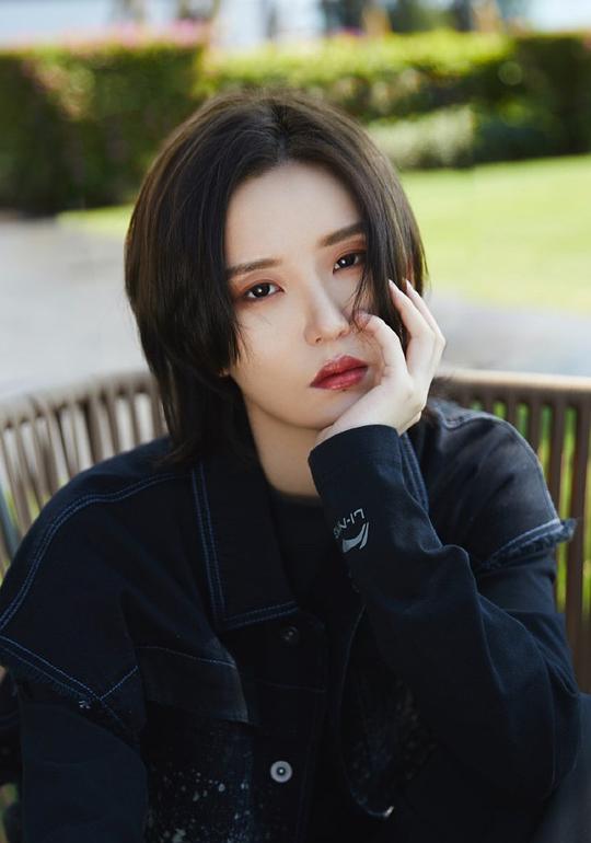 陆柯燃 K LU