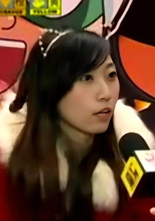 李薇薇 vivi