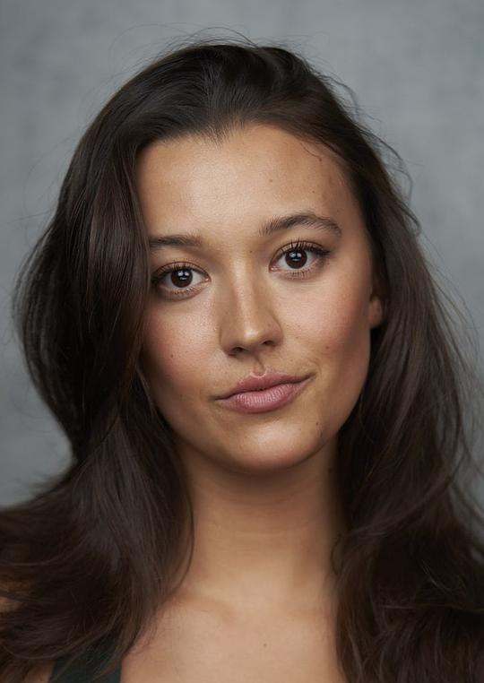 莫莉·贝丝·托马斯 Molly Beth Thomas