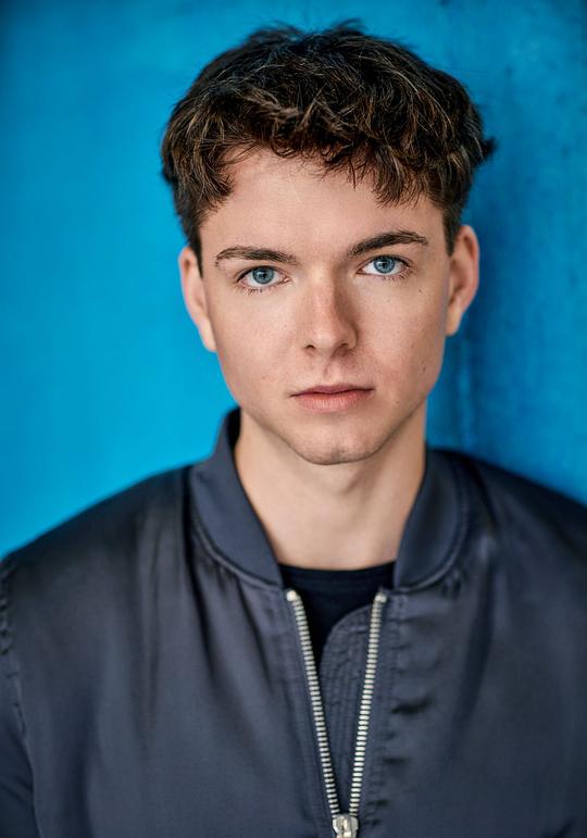 芬雷·德亚文 Finlay Deavin