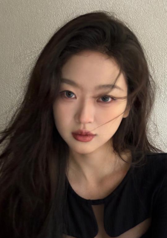 滕泽文 Zewen Teng