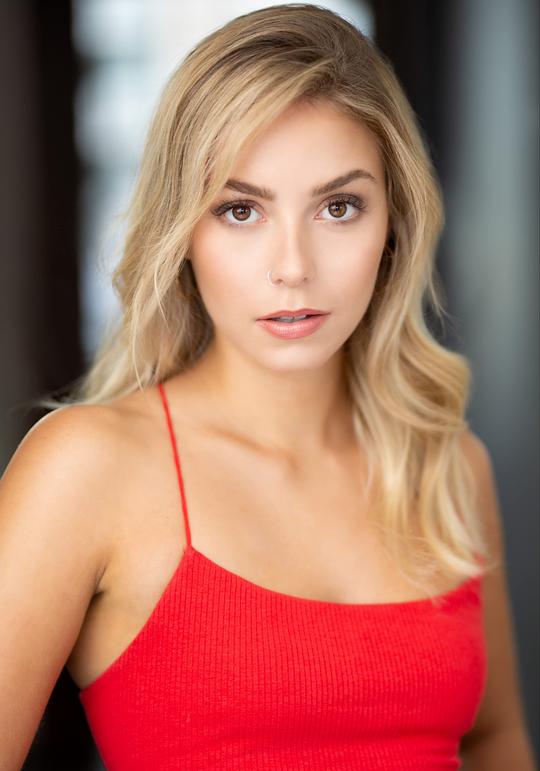 凯特·梅休 Kate Mayhew