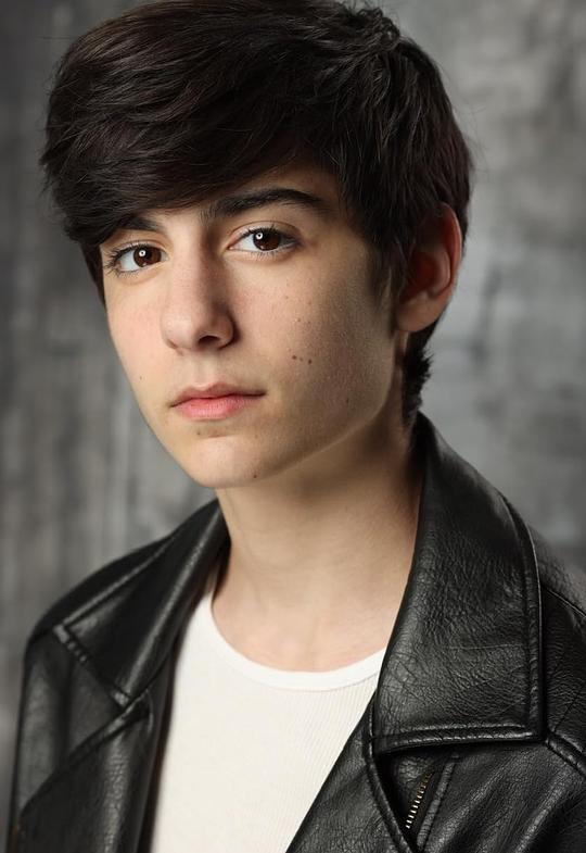 博·哈特 Beau Hart