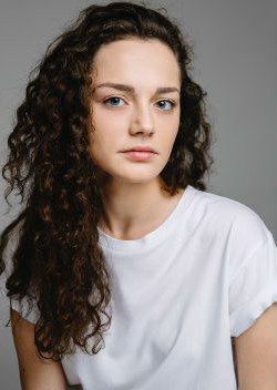 安吉丽娜·波普拉夫斯卡娅 Angelina Poplavskaya