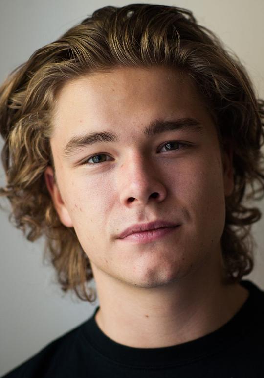 乔纳斯·霍夫·奥夫特布洛 Jonas Hoff Oftebro