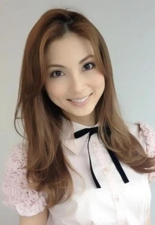 霞理沙 Risa Kasumi