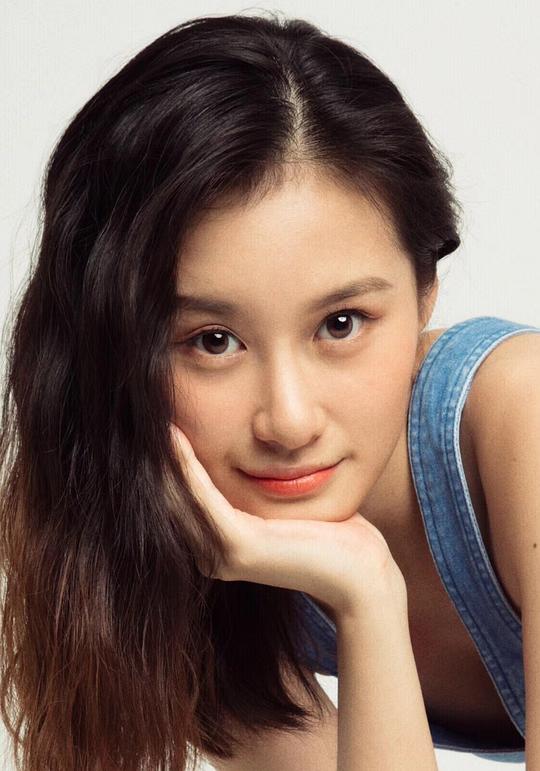李坤忆 Kunyi Li
