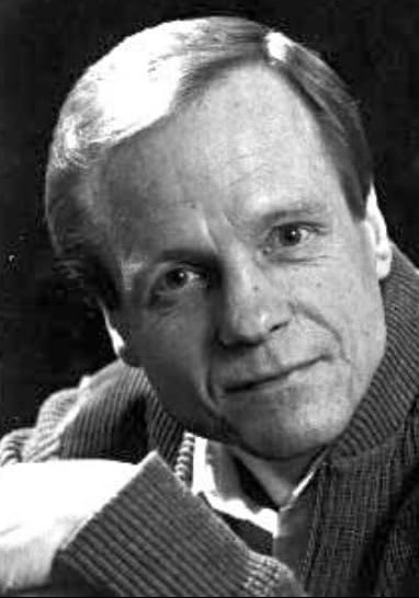 迈克尔·克雷兹 Michael Craze