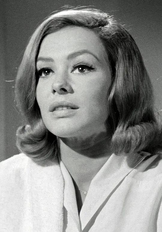 Judi Meredith Judi Meredith