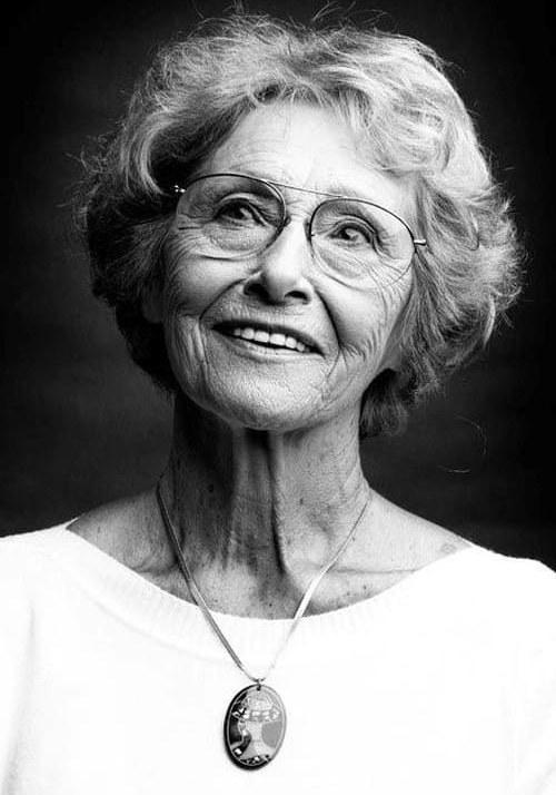 雷纳塔·乌尔曼斯基 Renata Ulmanski