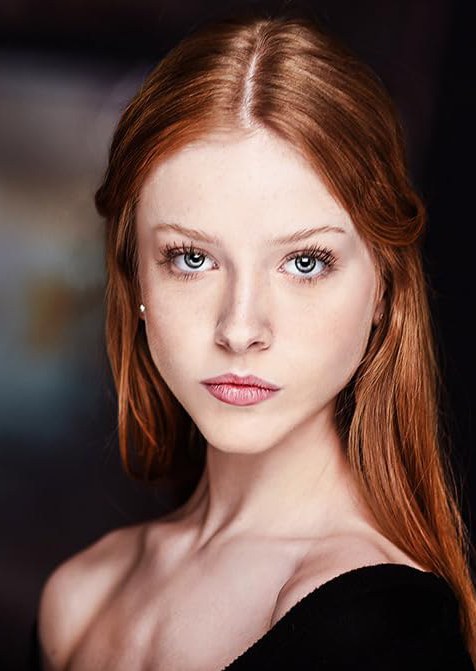 朱莉娅·多伊尔 Julia Doyle