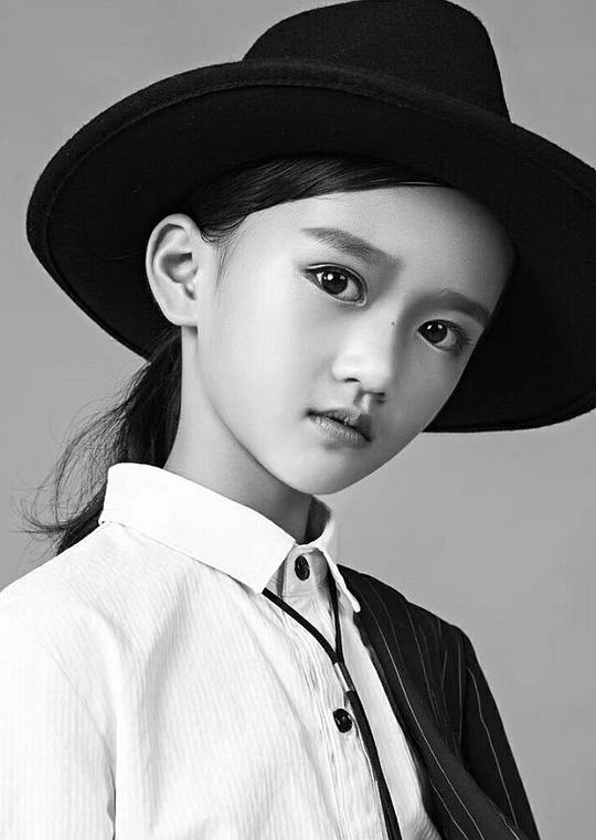 陈哚伊 Duoyi Chen