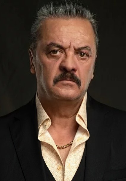 梅苏特·阿库斯塔 Mesut Akusta