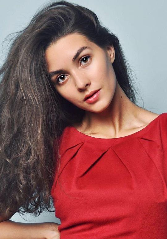 阿纳斯塔西娅·德沃扬斯卡娅 Anastasiya Dvoryanskaya